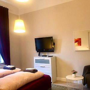 VILLA HanseART Lübeck - Privatzimmer in zentraler Lage